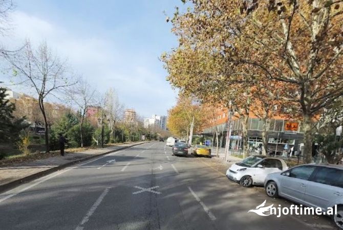 ⭐Super Ambient per Zyre me Qera buze Lanes prane Hilton Hotel (i arreduar, parket,fasade xhami etj)