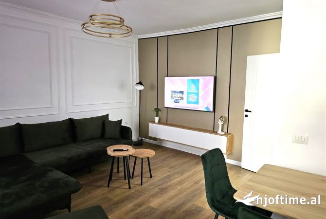 Shtepi me qera 1+1 ne Tirane - 60,000 Leke