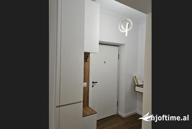 Shtepi me qera Apartament ne Tirane, 1+1, Mobilimi E mobiluar, Pagesa 60,000  Leke.