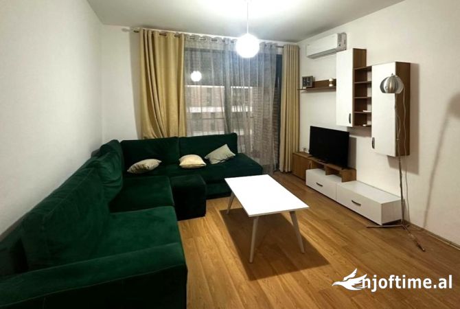 Shtepi me qera 2+1 ne Tirane - 700 Euro