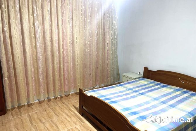 Shtepi me qera 1+1 ne Tirane - 35,000 Leke