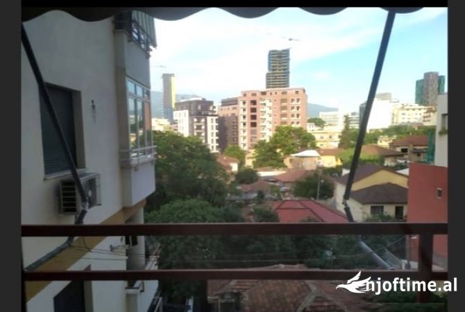 Shtepi me qera Apartament ne Tirane, 1+1, Mobilimi E mobiluar, Pagesa 550  Euro.