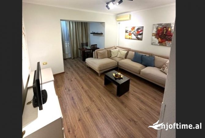 Shtepi me qera 2+1 ne Tirane - 550 Euro