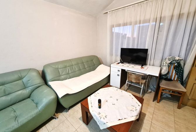 Casa in affitto 1+1 a Tirana - 35,000 Leke