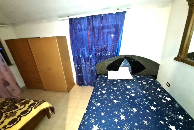 Shtepi me qera Apartament ne Tirane, 1+1, Mobilimi E mobiluar, Pagesa 35,000  Leke.