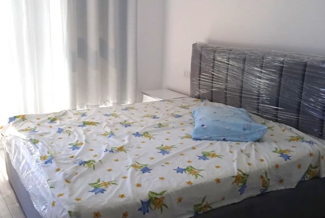 Shtepi me qera Apartament ne Tirane, 1+1, Mobilimi E mobiluar, Pagesa 35,000  Leke.