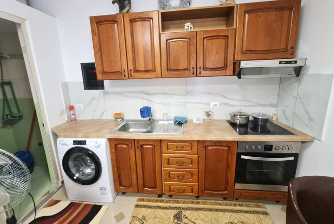 Shtepi me qera Garsoniere ne Tirane - 28,000 Leke