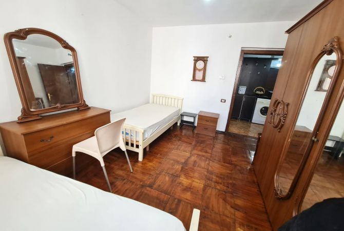 Shtepi me qera Apartament ne Tirane, 2+1, Mobilimi E mobiluar, Pagesa 45,000  Leke.