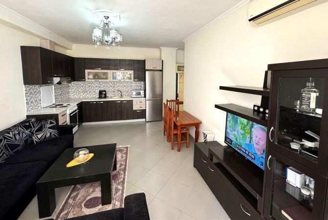 Shtepi me qera 2+1 ne Tirane - 400 Euro