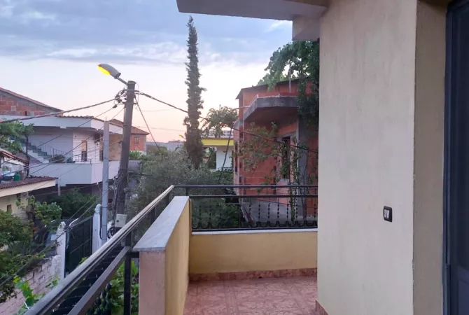 Shtepi me qera Apartament ne Tirane, 1+1, Mobilimi E mobiluar, Pagesa 32,000  Leke.