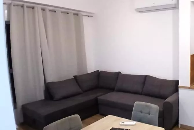 Shtepi me qera 1+1 ne Tirane - 40,000 Leke