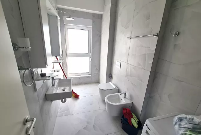 Shtepi me qera Apartament ne Tirane, 1+1, Mobilimi E mobiluar, Pagesa 40,000  Leke.