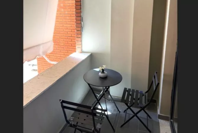 Shtepi me qera Duplex(shtepi me 2 kate) ne Tirane, 1+1, Mobilimi E mobiluar, Pagesa 650  Euro.