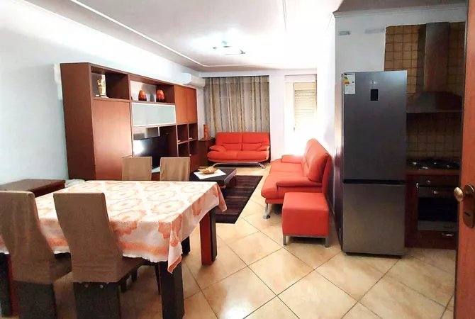 Shtepi me qera 1+1 ne Tirane - 550 Euro