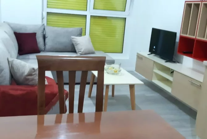 Shtepi me qera 2+1 ne Tirane - 45,000 Leke