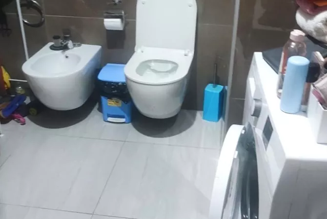 Shtepi me qera Apartament ne Tirane, 2+1, Mobilimi E mobiluar, Pagesa 45,000  Leke.