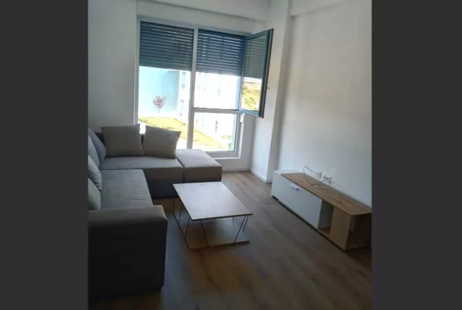 Shtepi me qera 1+1 ne Tirane - 36,000 Leke