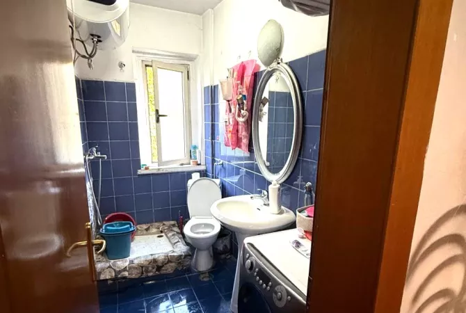 Shtepi me qera Apartament ne Tirane, 2+1, Mobilimi E mobiluar, Pagesa 59,000  Leke.