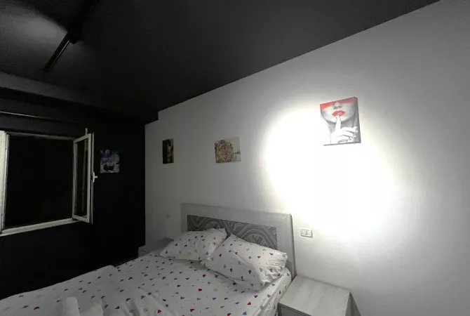 Shtepi me qera Apartament ne Tirane, 2+1, Mobilimi E mobiluar, Pagesa 60,000  Leke.