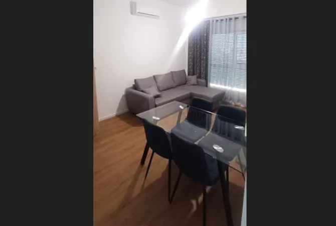 Shtepi me qera 1+1 ne Tirane - 45,000 Leke