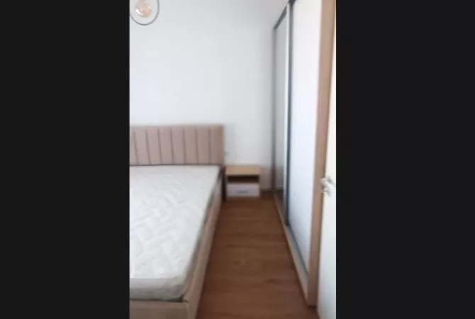 Shtepi me qera Apartament ne Tirane, 1+1, Mobilimi E mobiluar, Pagesa 45,000  Leke.