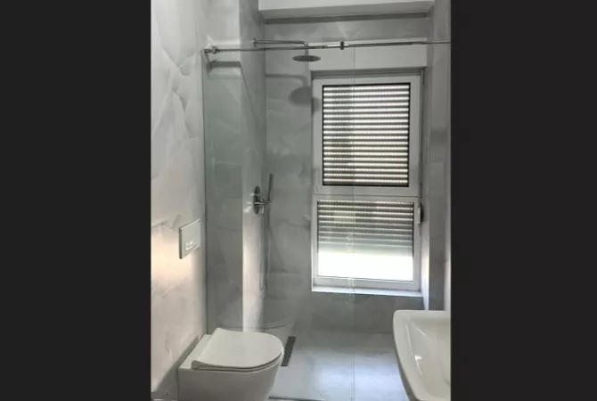 Shtepi me qera Apartament ne Tirane, 1+1, Mobilimi E mobiluar, Pagesa 45,000  Leke.