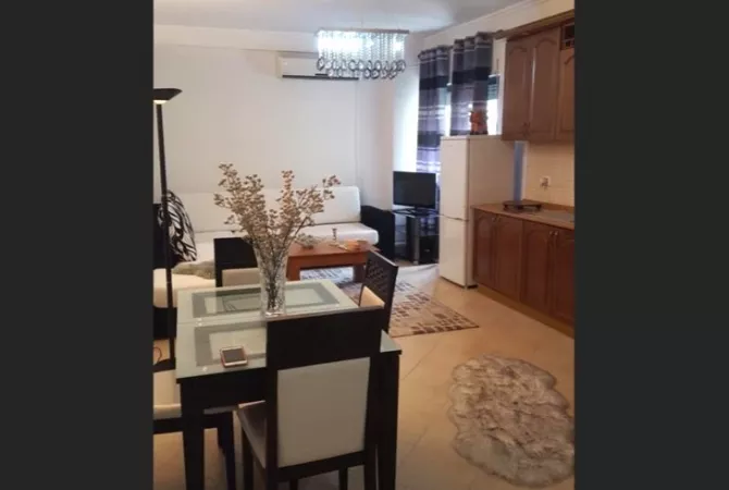 Casa in affitto 1+1 a Tirana - 45,000 Leke