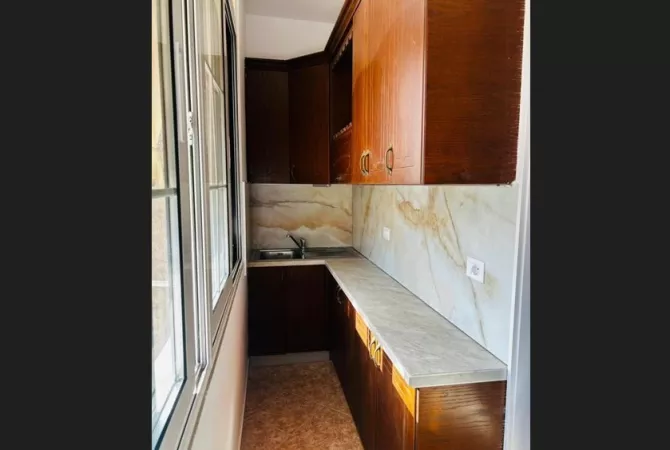 Shtepi me qera 2+1 ne Tirane - 50,000 Leke
