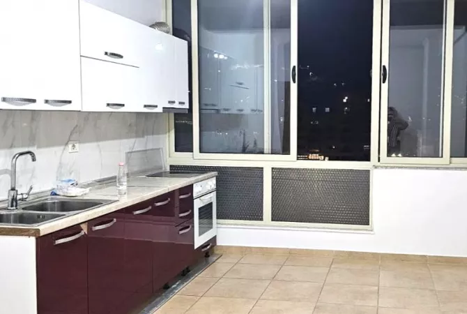 Casa in affitto 2+1 a Tirana - 27,000 Leke