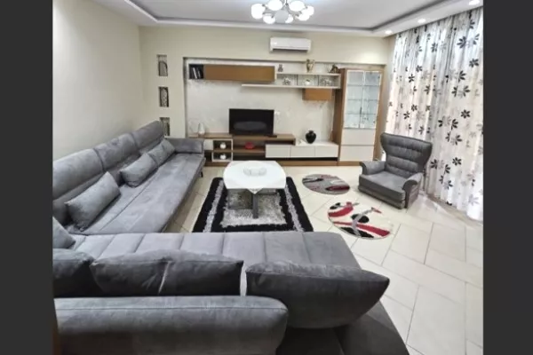 Casa in affitto 2+1 a Tirana - 65,000 Leke