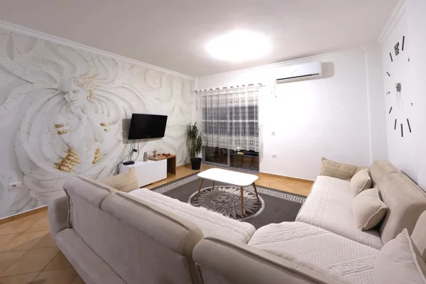 Casa in affitto 2+1 a Tirana - 45,000 Leke