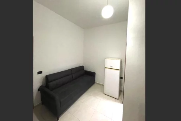 Shtepi me qera 1+1 ne Tirane - 35,000 Leke