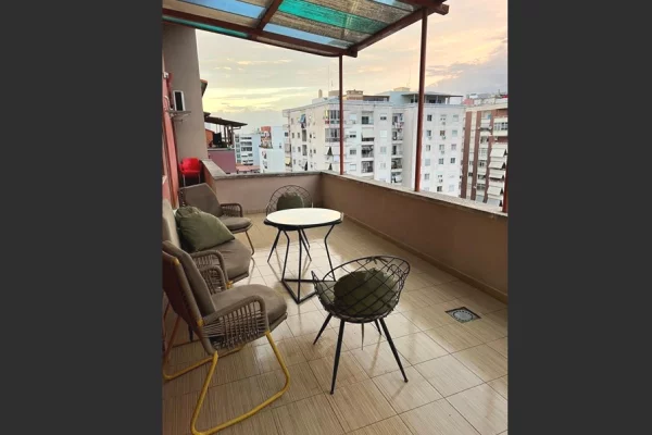 Shtepi me qera Apartament ne Tirane, 1+1, Mobilimi E mobiluar, Pagesa 450  Euro.