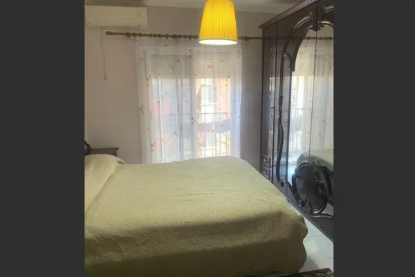 Shtepi me qera Garsoniere ne Tirane - 50,000 Leke