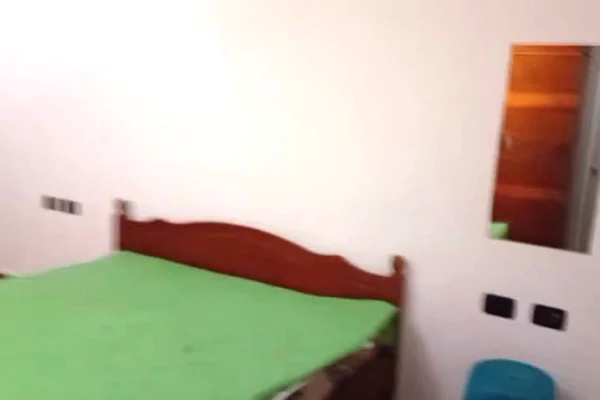 Shtepi me qera 1+1 ne Tirane - 35,000 Leke