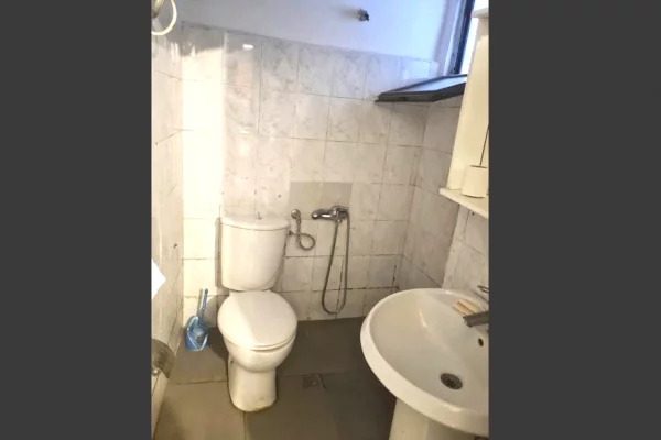 Shtepi me qera Garsoniere ne Tirane - 30,000 Leke