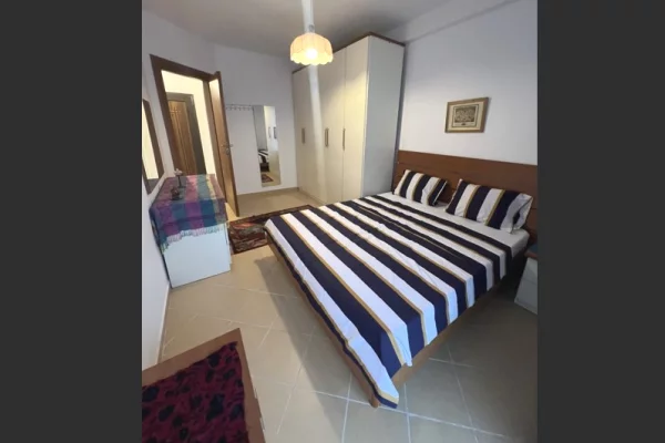 Shtepi me qera 1+1 ne Tirane - 40,000 Leke