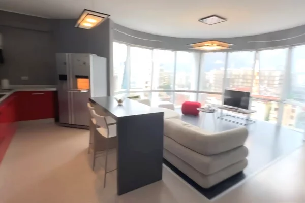 Shtepi me qera 2+1 ne Tirane - 80,000 Leke