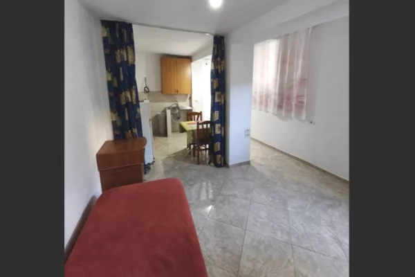 Shtepi me qera Garsoniere ne Tirane - 23,000 Leke