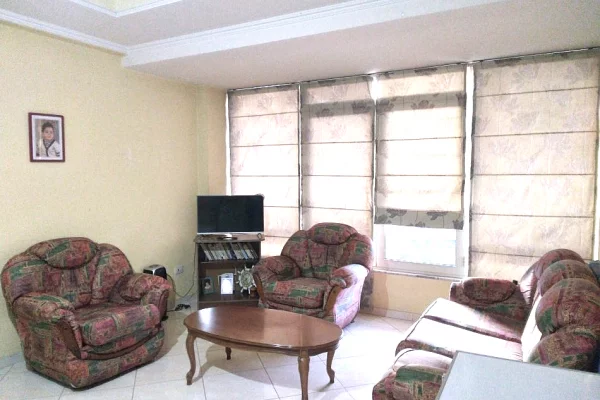 Casa in affitto 1+1 a Tirana - 40,000 Leke
