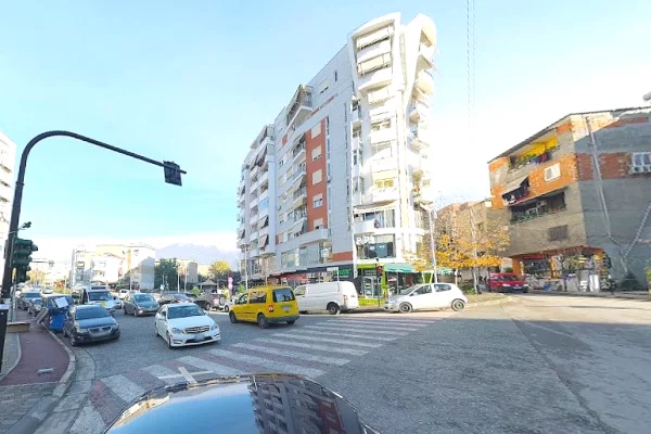 Shtepi me qera Apartament ne Tirane, 1+1, Mobilimi E mobiluar, Pagesa 40,000  Leke.