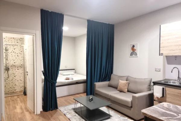 Shtepi me qera Garsoniere ne Tirane - 38,000 Leke