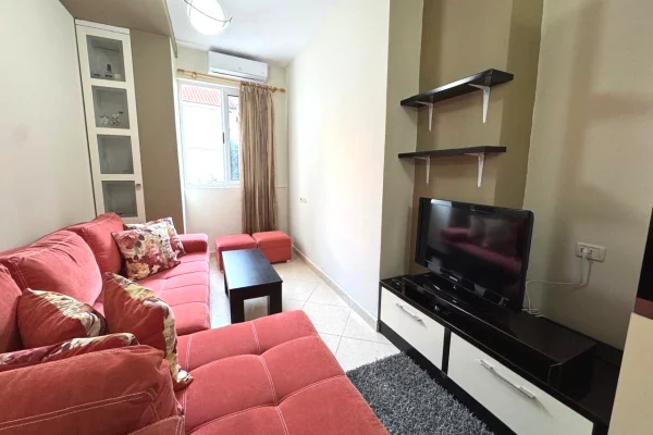 ✅ Apartament 1+1 me Qera ne Fresk prane Spar 2 (kati 3 ashensor, i mobiluar)