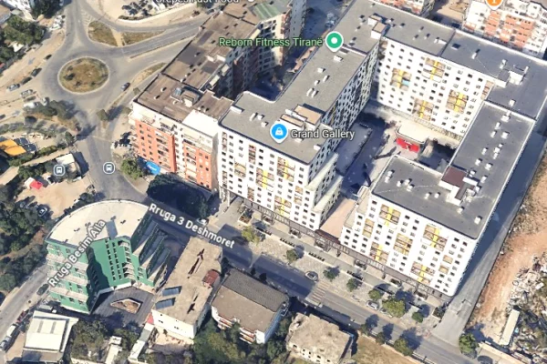 Shtepi me qera Apartament ne Tirane, 2+1, Mobilimi E mobiluar, Pagesa 500  Euro.