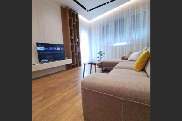 Shtepi me qera 1+1 ne Tirane - 550 Euro