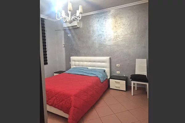 Shtepi me qera 2+1 ne Tirane - 45,000 Leke