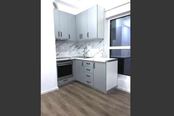 Shtepi me qera 1+1 ne Tirane - 35,000 Leke