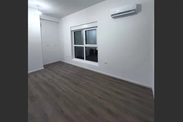 Shtepi me qera Apartament ne Tirane, 1+1, Mobilimi E mobiluar, Pagesa 35,000  Leke.