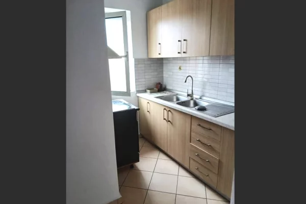House for Rent 1+1 in Tirana - 37,000 Leke