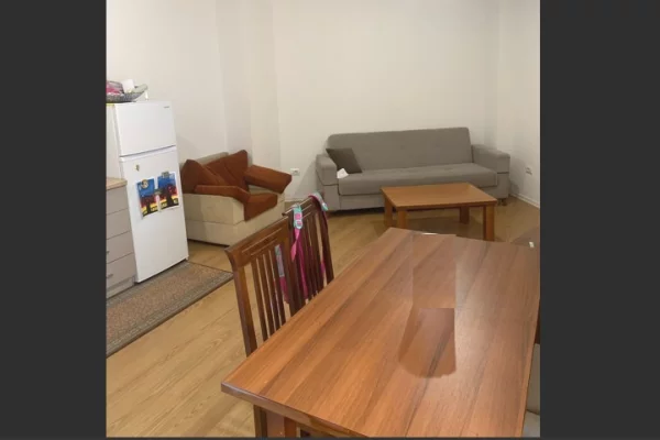 Appartamento in affitto a Tirana 2+1, Arredato